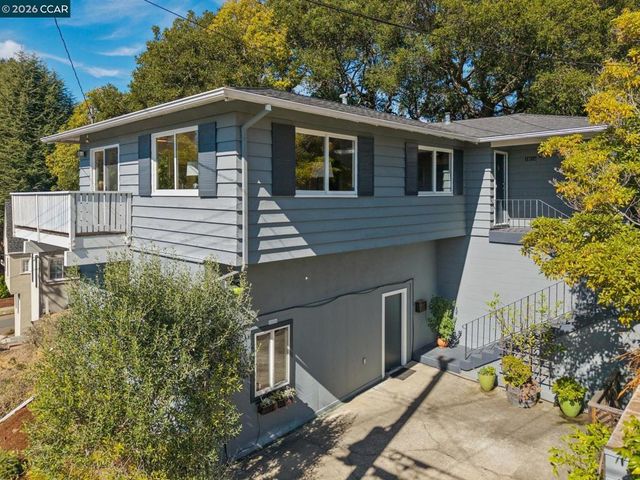 1016 Norwood Ave, Oakland, CA 94610