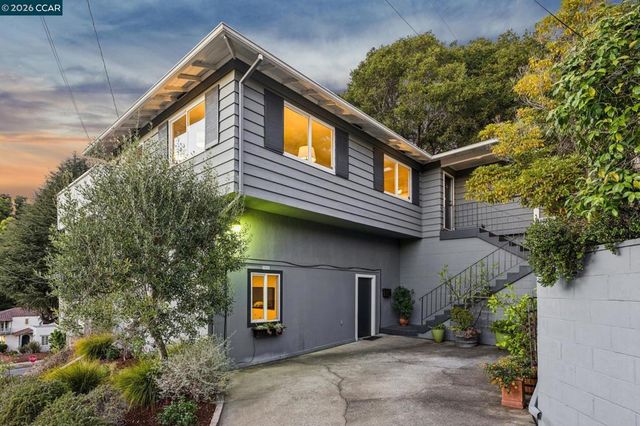 1016 Norwood Ave, Oakland, CA 94610