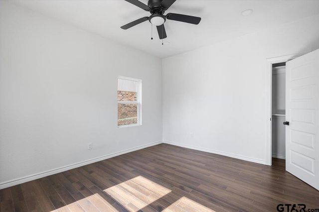 3024 FRANKSTON HWY, Tyler, TX 75701