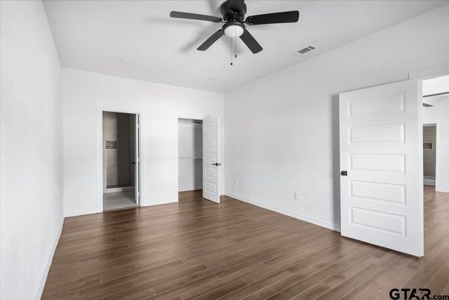 3024 FRANKSTON HWY, Tyler, TX 75701