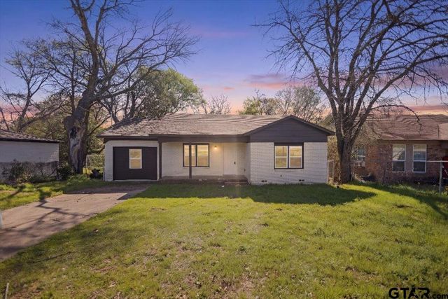 3024 FRANKSTON HWY, Tyler, TX 75701