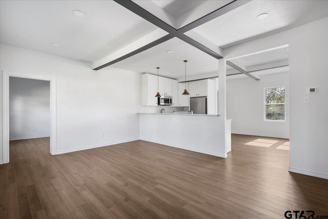 3024 FRANKSTON HWY, Tyler, TX 75701