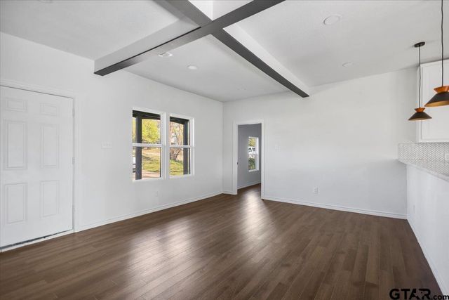 3024 FRANKSTON HWY, Tyler, TX 75701