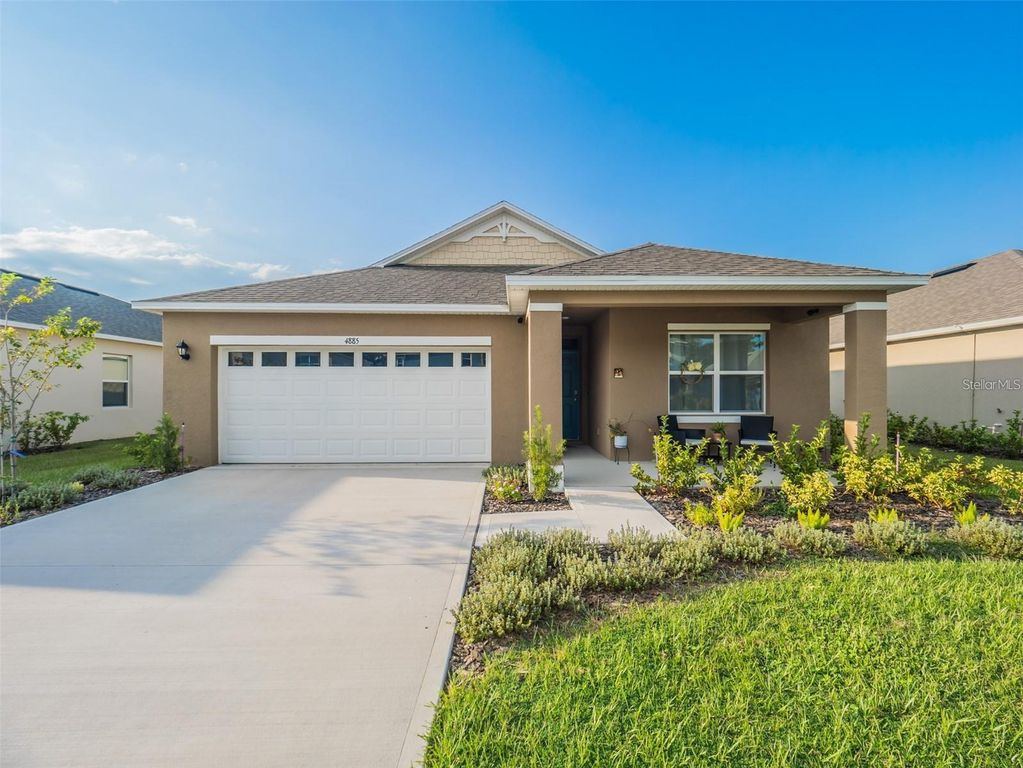 4885 PANGA AVENUE, Mount Dora, FL 32757
