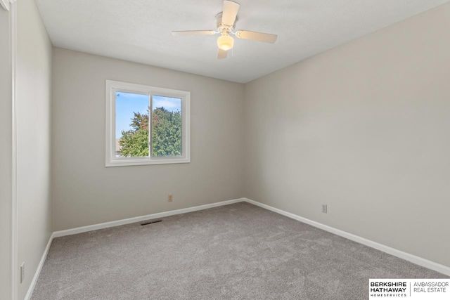 13569 Berry Circle, Omaha, NE 68135