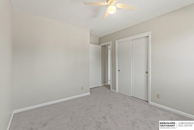 13569 Berry Circle, Omaha, NE 68135