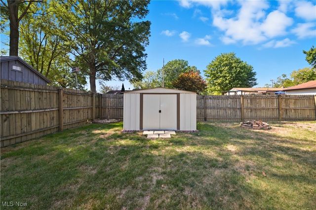 366 Westview Avenue, Hubbard, OH 44425