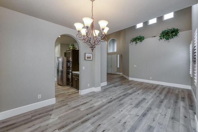 1822 N Magnolia, Clovis, CA 93619