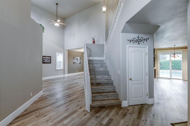 1822 N Magnolia, Clovis, CA 93619