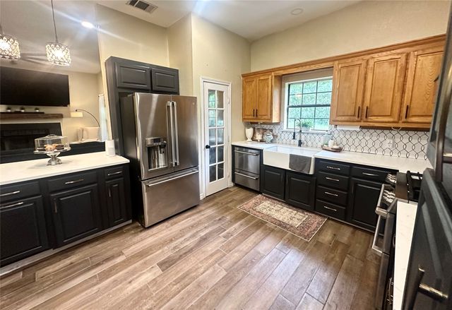 1229 Epps Road, Palmer, TX 75152