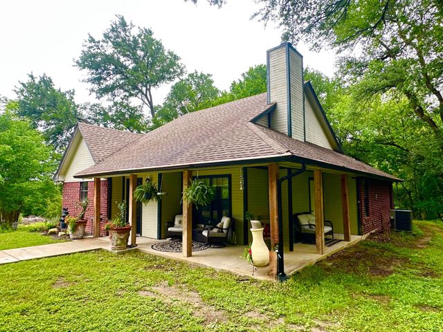 1229 Epps Road, Palmer, TX 75152