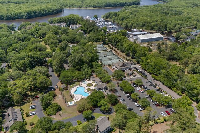 4955 Fulton Pl., Murrells Inlet, SC 29576