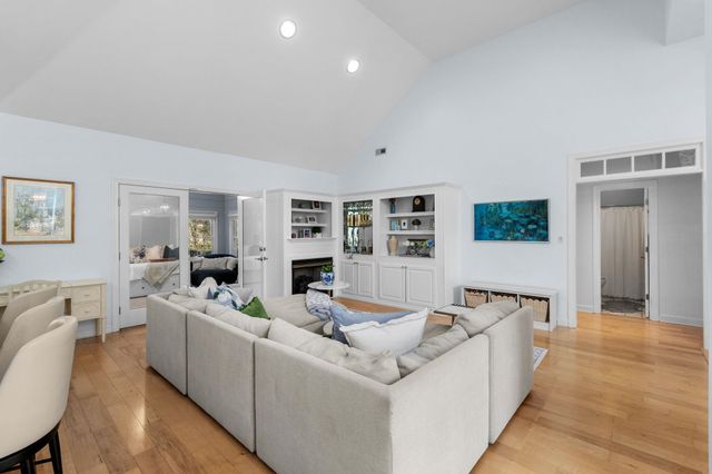 4955 Fulton Pl., Murrells Inlet, SC 29576