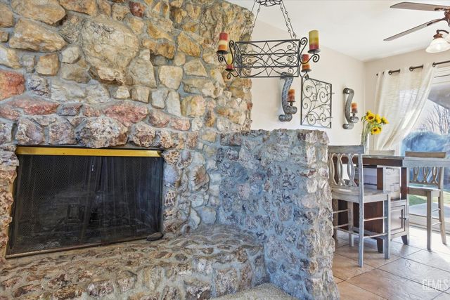 2907 Gill Avenue, Bakersfield, CA 93306