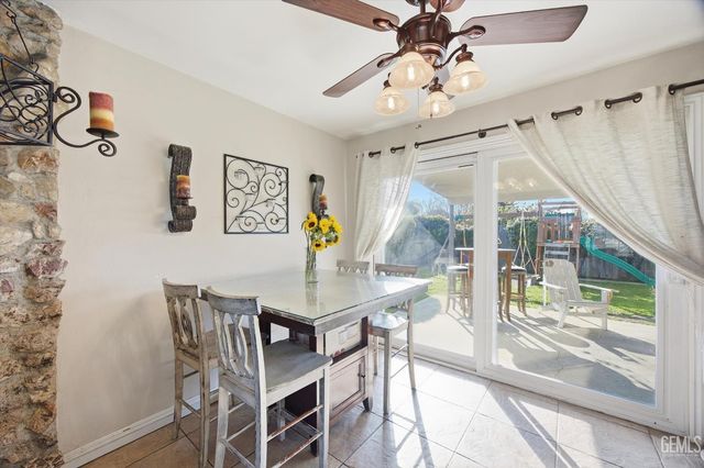 2907 Gill Avenue, Bakersfield, CA 93306