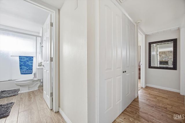 2907 Gill Avenue, Bakersfield, CA 93306