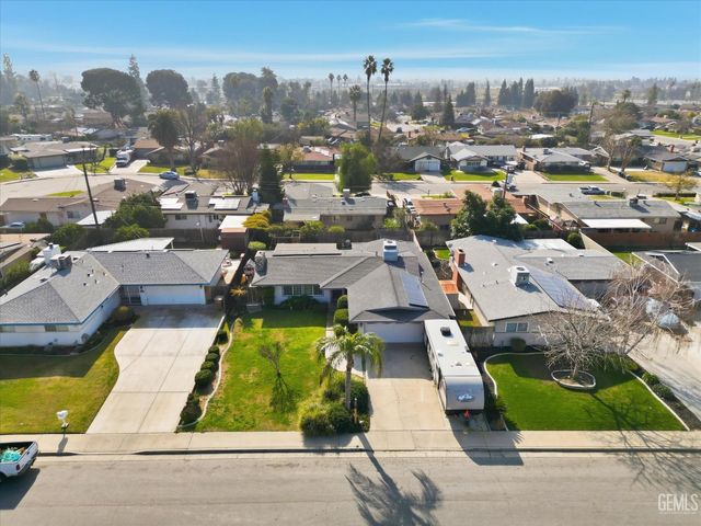 2907 Gill Avenue, Bakersfield, CA 93306