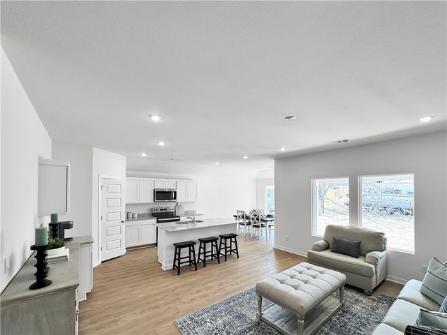 531 Raegan Street, Prairie Grove, AR 72753