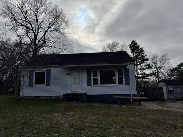 706 Monroe St, Clarksville, TN 37040