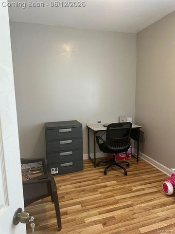 13451 Eureka Street, Hamtramck, MI 48212