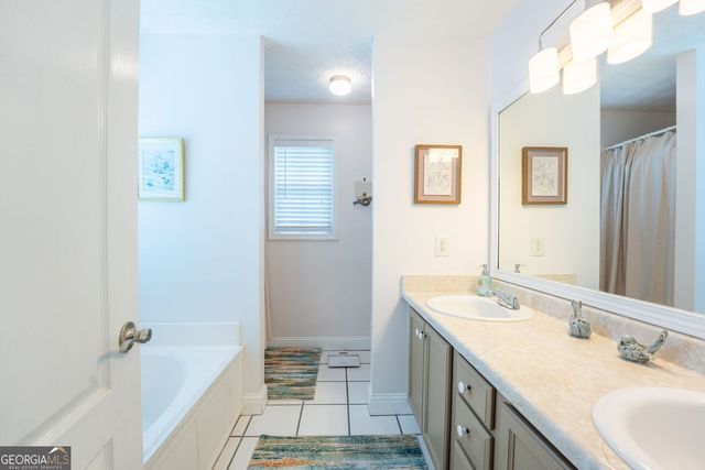 329 Tallassee Lane, Statham, GA 30666
