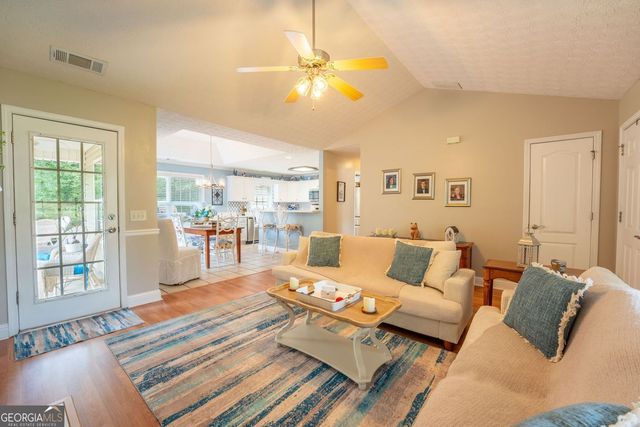 329 Tallassee Lane, Statham, GA 30666