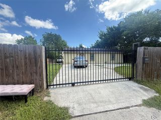 5103 Northridge Drive, Houston, TX 77033