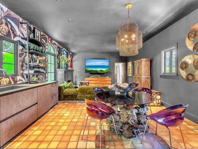 1321 Tyler St, Hollywood, FL 33019