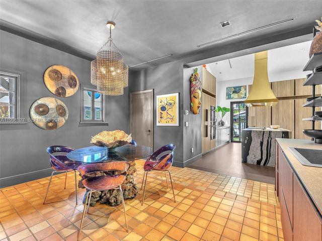 1321 Tyler St, Hollywood, FL 33019