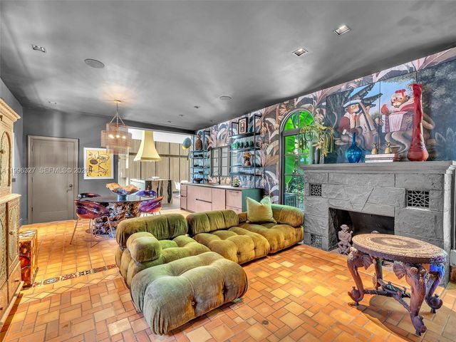 1321 Tyler St, Hollywood, FL 33019