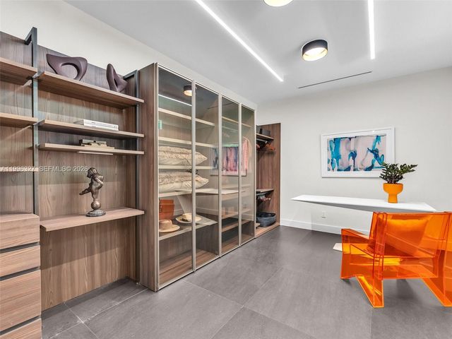 1321 Tyler St, Hollywood, FL 33019