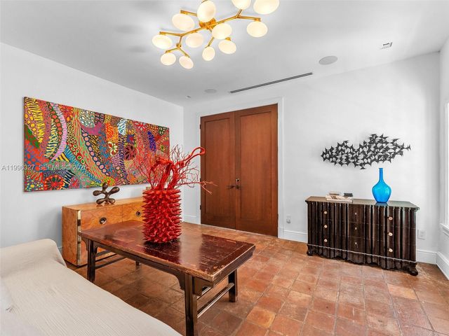 1321 Tyler St, Hollywood, FL 33019