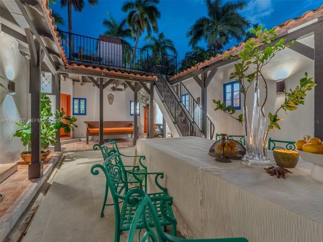 1321 Tyler St, Hollywood, FL 33019