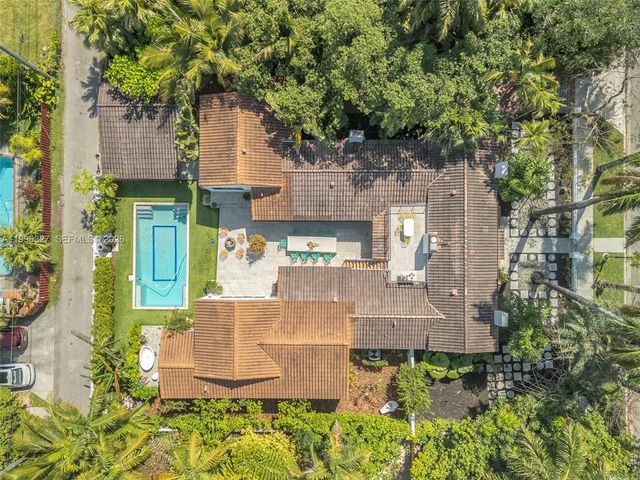 1321 Tyler St, Hollywood, FL 33019