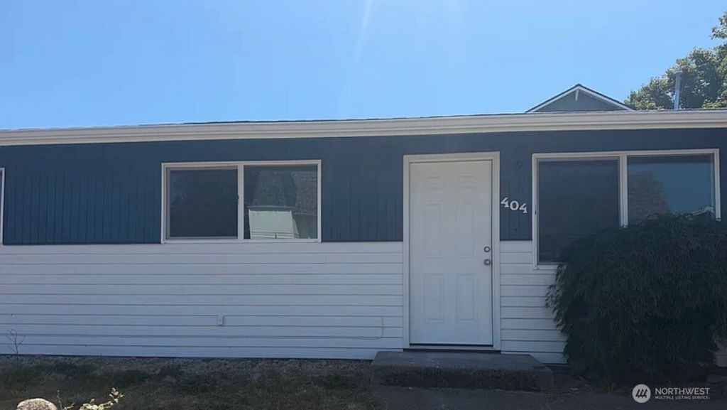 404 S Division Lane, Tacoma, WA 98418