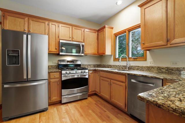 26W180 Arrow Glen Court, Wheaton, IL 60189