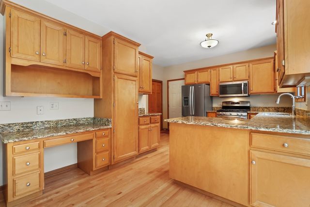 26W180 Arrow Glen Court, Wheaton, IL 60189