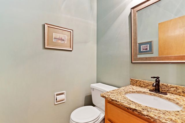 26W180 Arrow Glen Court, Wheaton, IL 60189