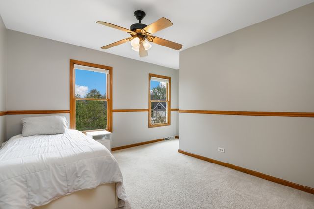 26W180 Arrow Glen Court, Wheaton, IL 60189