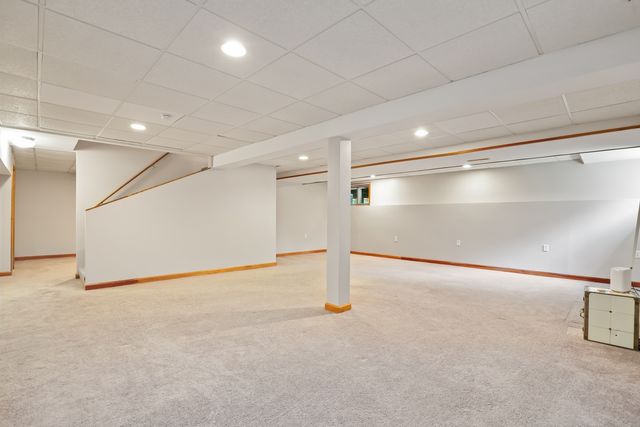 26W180 Arrow Glen Court, Wheaton, IL 60189