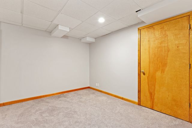 26W180 Arrow Glen Court, Wheaton, IL 60189