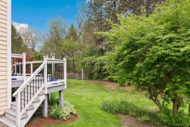 26W180 Arrow Glen Court, Wheaton, IL 60189