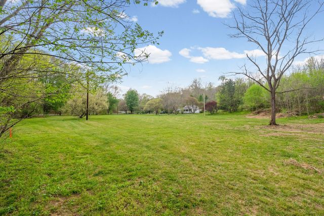 35 Bud Parker Lane, Erin, TN 37061