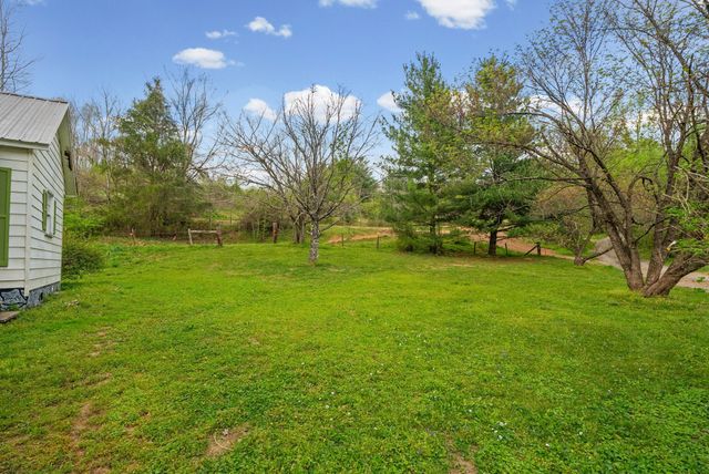 35 Bud Parker Lane, Erin, TN 37061