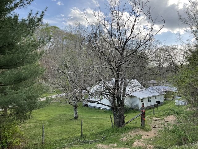 35 Bud Parker Lane, Erin, TN 37061