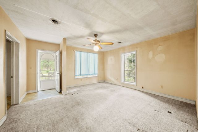 35 Bud Parker Lane, Erin, TN 37061
