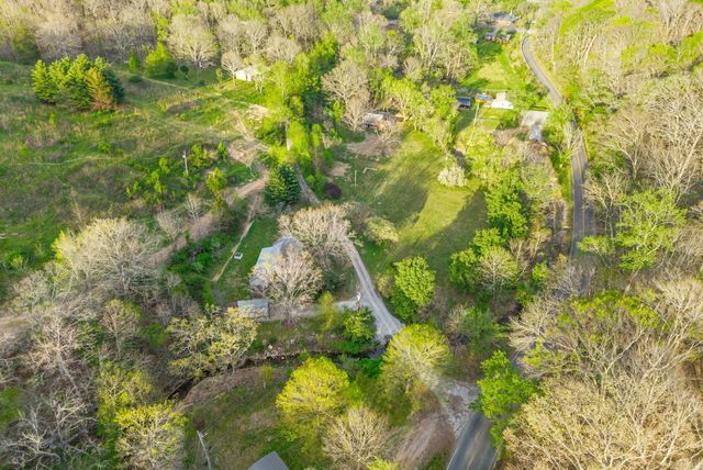 35 Bud Parker Lane, Erin, TN 37061