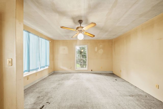 35 Bud Parker Lane, Erin, TN 37061