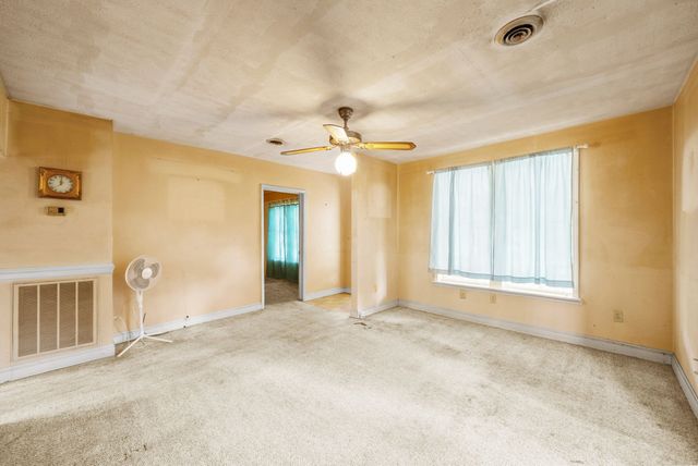 35 Bud Parker Lane, Erin, TN 37061