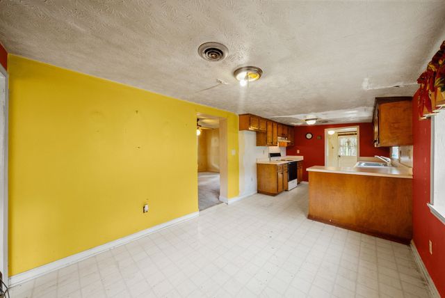 35 Bud Parker Lane, Erin, TN 37061